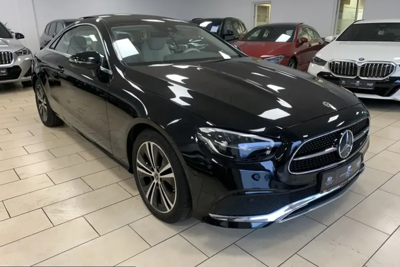 Mercedes-Benz E 220 (Clasa E) din 2022 cu 48.232 km - oferta MER260858 - foto 7