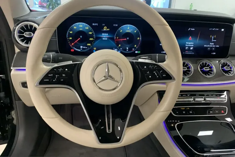 Mercedes-Benz E 220 (Clasa E) din 2022 cu 48.232 km - oferta MER260858 - foto 12