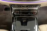 Mercedes-Benz E 220 (Clasa E) din 2022 cu 48.232 km - oferta MER260858 - foto 18