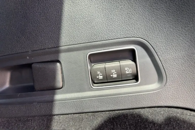 Mercedes-Benz GLS 450 (Clasa GLS) din 2024 cu 32.025 km - oferta MER260859 - foto 20