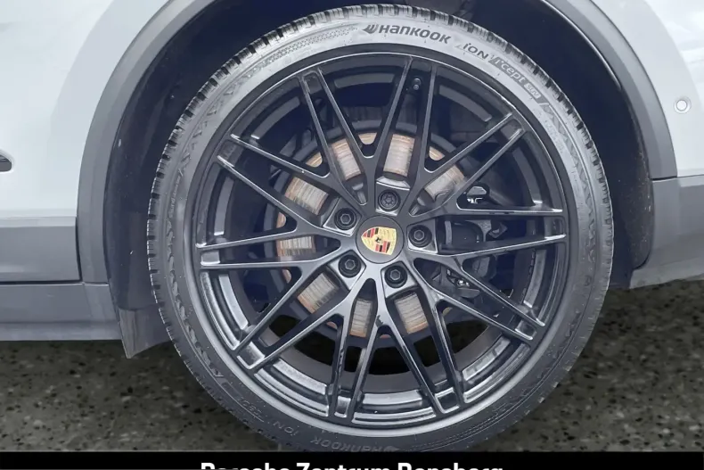 Porsche Macan din 2024 cu 17.500 km - oferta POR260887 - foto 10