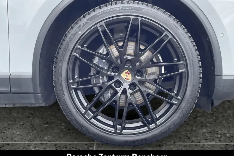 Porsche Macan din 2024 cu 17.500 km - oferta POR260887 - foto 11