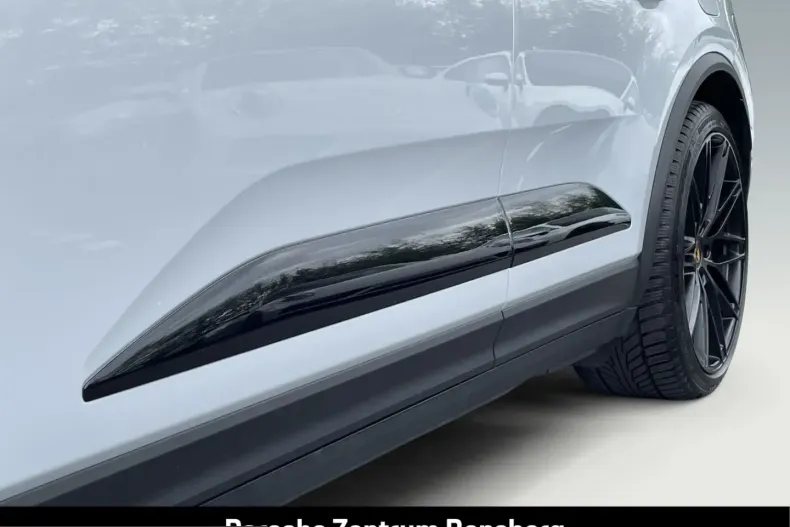 Porsche Macan din 2024 cu 17.500 km - oferta POR260887 - foto 15