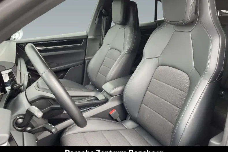 Porsche Macan din 2024 cu 17.500 km - oferta POR260887 - foto 21