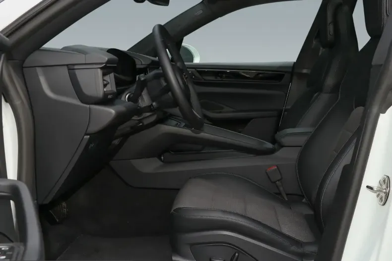 Porsche Macan din 2024 cu 42.300 km - oferta POR260888 - foto 11