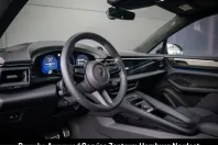Porsche Macan din 2024 cu 2.369 km - oferta POR260889 - foto 4