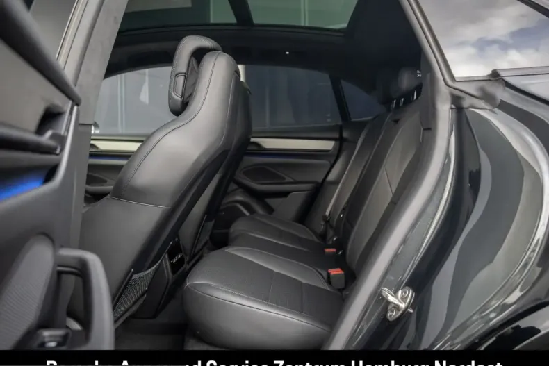 Porsche Macan din 2024 cu 2.369 km - oferta POR260889 - foto 7