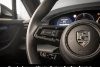 Porsche Macan din 2024 cu 2.369 km - oferta POR260889 - foto 24