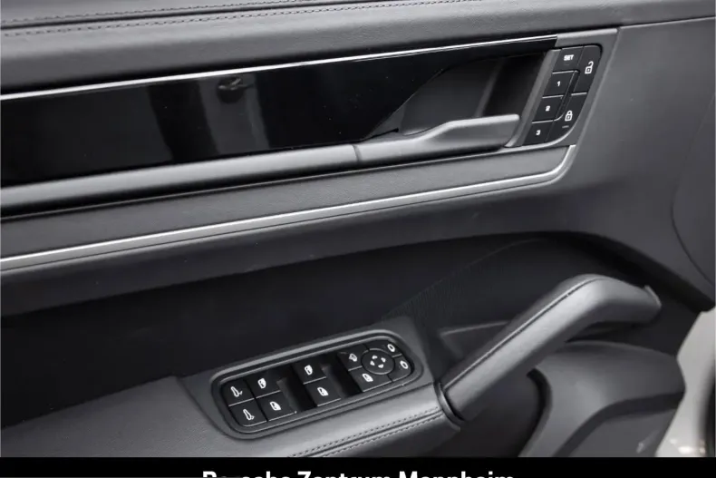Porsche Cayenne din 2023 cu 17.888 km - oferta POR260892 - foto 22