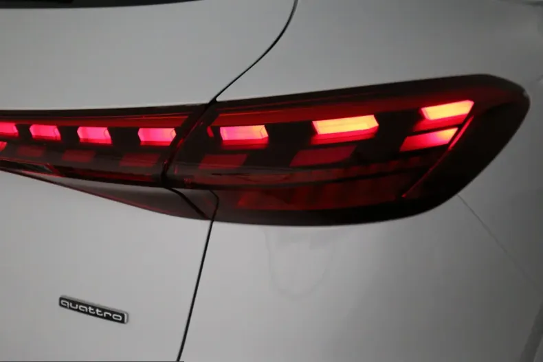 Audi Q5 din 2025 cu 13.822 km - oferta AUD260897 - foto 27