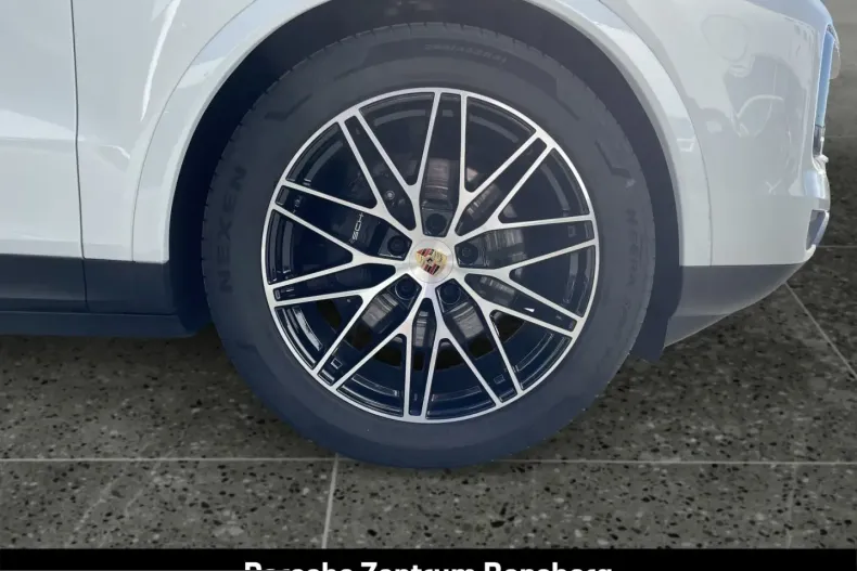 Porsche Cayenne din 2023 cu 21.600 km - oferta POR260907 - foto 9