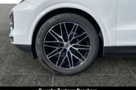 Porsche Cayenne din 2023 cu 21.600 km - oferta POR260907 - foto 12