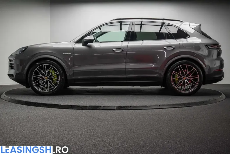 Porsche Cayenne din 2024 cu 39.950 km - oferta POR260909 - foto 8