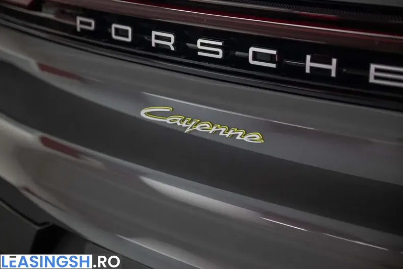 Porsche Cayenne din 2024 cu 39.950 km - oferta POR260909 - foto 24