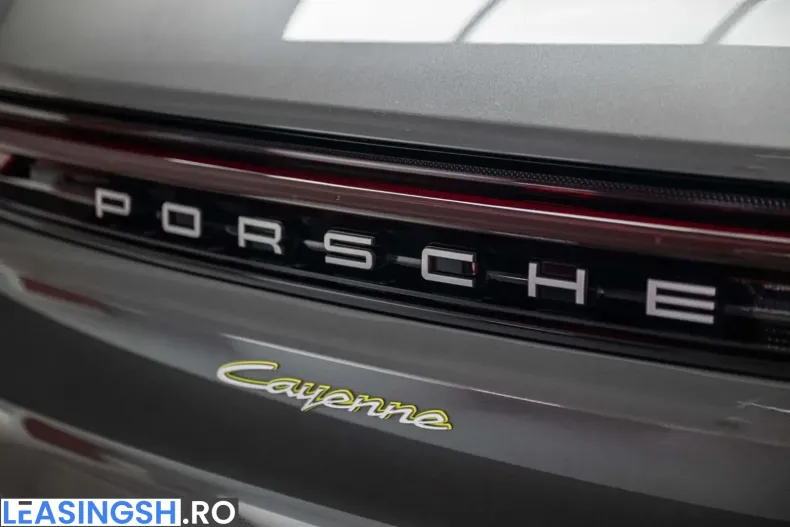 Porsche Cayenne din 2024 cu 39.950 km - oferta POR260909 - foto 25