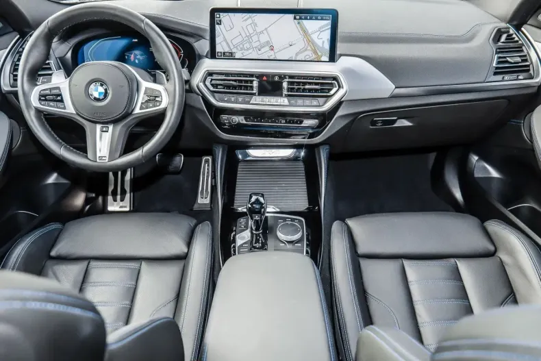 BMW X4 (Seria X) din 2023 cu 26.175 km - oferta BMW260911 - foto 3