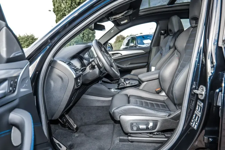 BMW X4 (Seria X) din 2023 cu 26.175 km - oferta BMW260911 - foto 5