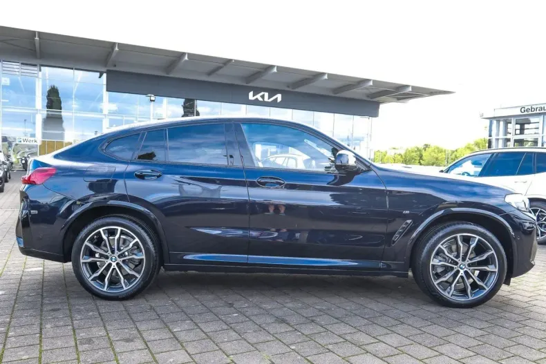 BMW X4 (Seria X) din 2023 cu 26.175 km - oferta BMW260911 - foto 9