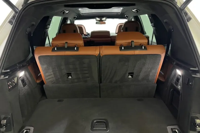 BMW X7 (Seria X) din 2022 cu 66.000 km - oferta BMW260926 - foto 18