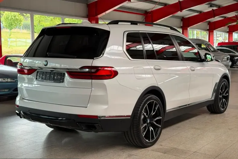 BMW X7 (Seria X) din 2022 cu 59.000 km - oferta BMW260931 - foto 5