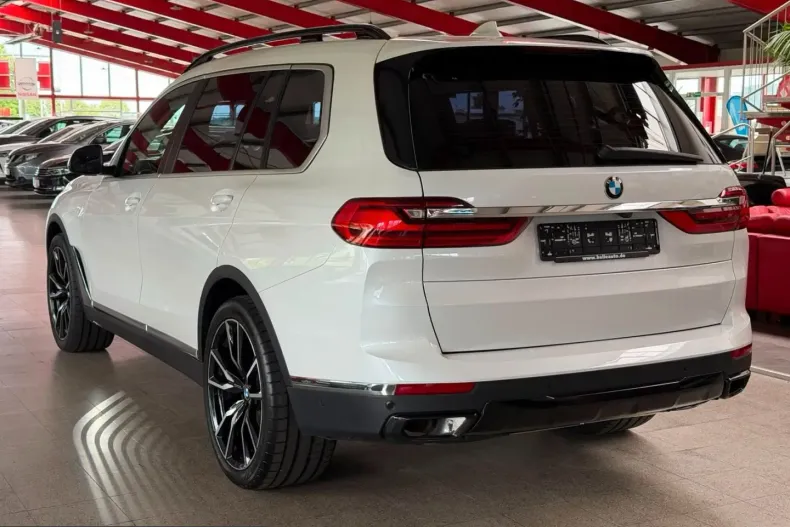 BMW X7 (Seria X) din 2022 cu 59.000 km - oferta BMW260931 - foto 8