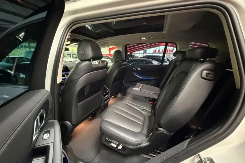 BMW X7 (Seria X) din 2022 cu 59.000 km - oferta BMW260931 - foto 14