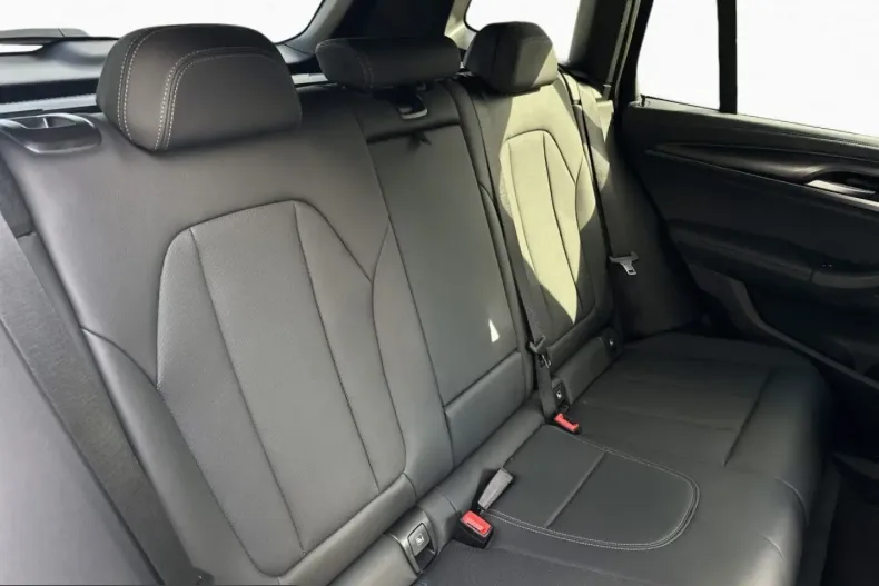 BMW X3 (Seria X) din 2023 cu 43.579 km - oferta BMW260949 - foto 8