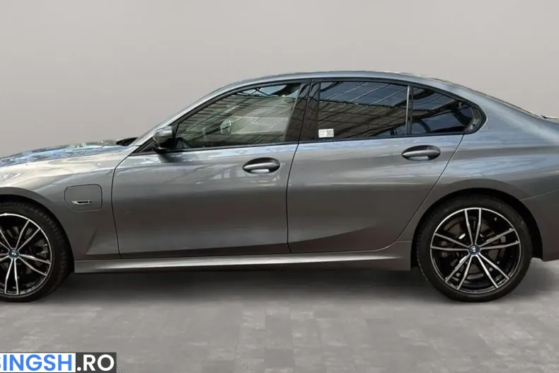 BMW 330 (Seria 3) din 2023 cu 38.250 km - oferta BMW260966 - foto 5