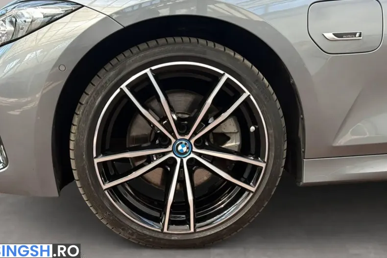BMW 330 (Seria 3) din 2023 cu 38.250 km - oferta BMW260966 - foto 8