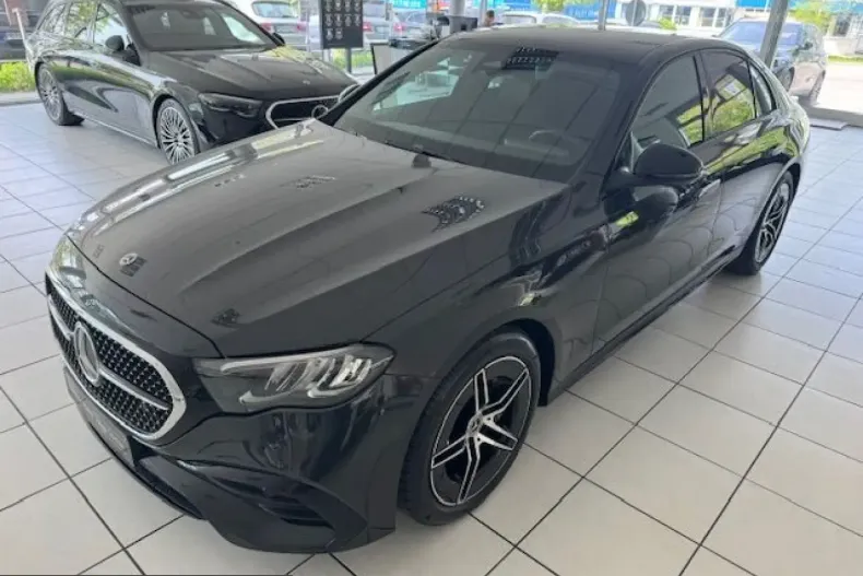 Mercedes-Benz E 200 (Clasa E) din 2025 cu 25.678 km - oferta MER260984 - foto 3
