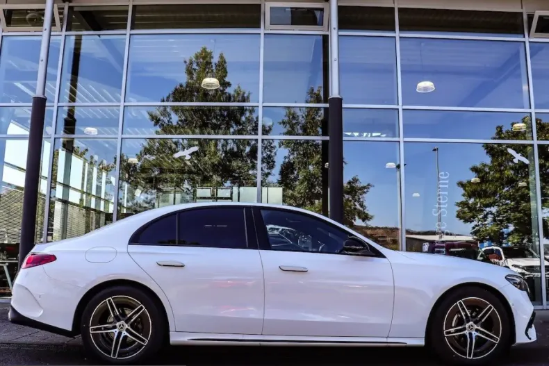 Mercedes-Benz E 200 (Clasa E) din 2025 cu 27.400 km - oferta MER260988 - foto 7