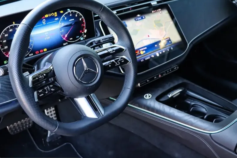 Mercedes-Benz E 200 (Clasa E) din 2025 cu 27.400 km - oferta MER260988 - foto 14