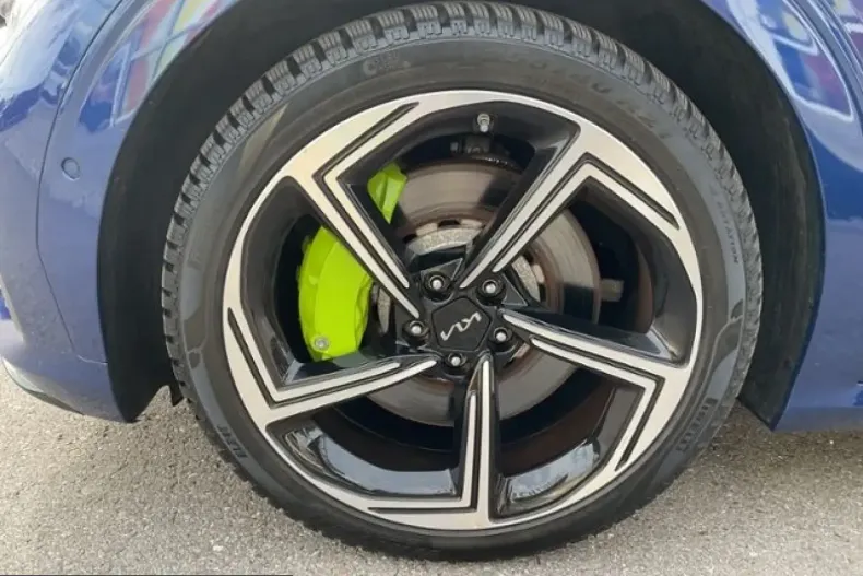 Kia EV6 din 2024 cu 22.500 km - oferta KIA260997 - foto 8