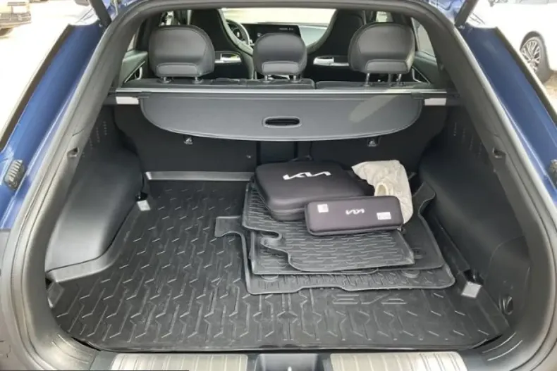 Kia EV6 din 2024 cu 22.500 km - oferta KIA260997 - foto 18