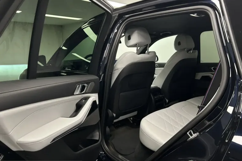 BMW X5 (Seria X) din 2025 cu 11.605 km - oferta BMW261024 - foto 17