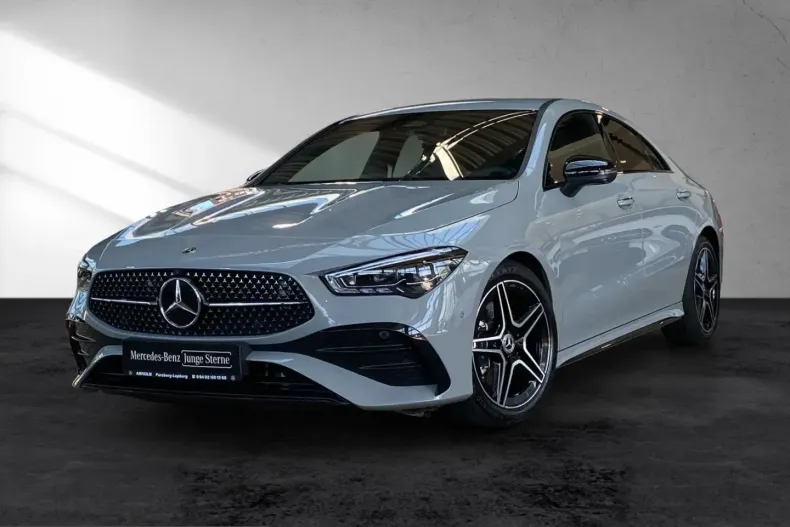 Mercedes-Benz CLA 200 (Clasa CLA) din 2025 cu 3.360 km - oferta MER261029 - foto 1