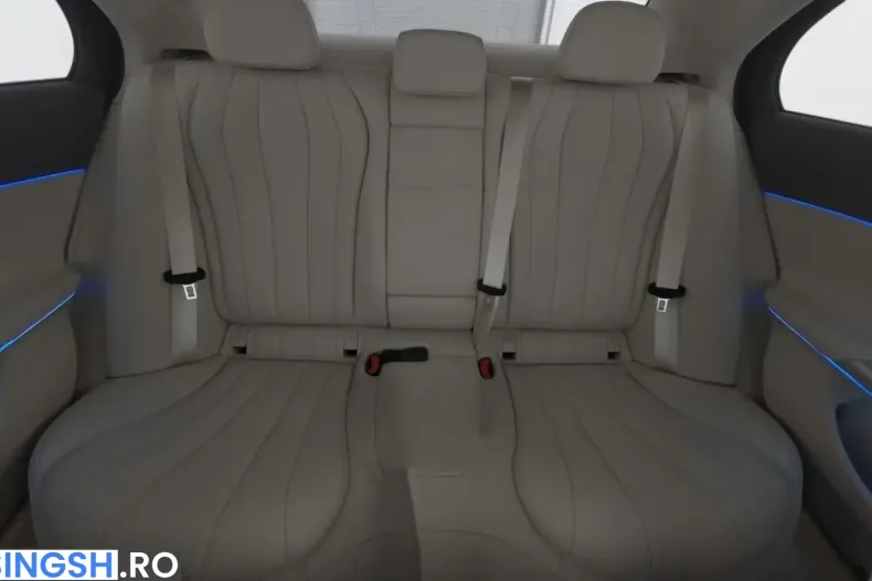 Mercedes-Benz E 220 (Clasa E) din 2025 cu 11.960 km - oferta MER261030 - foto 6