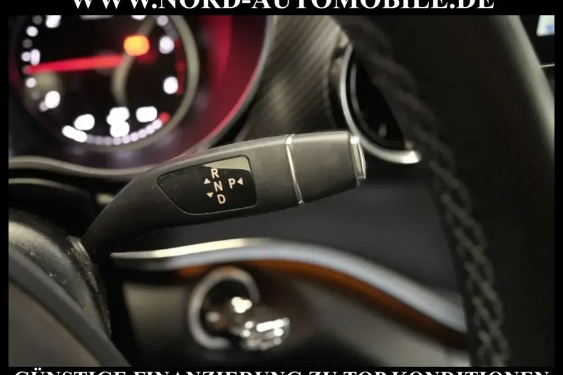 Mercedes-Benz V 300 (Clasa V) din 2023 cu 72.018 km - oferta MER261036 - foto 19