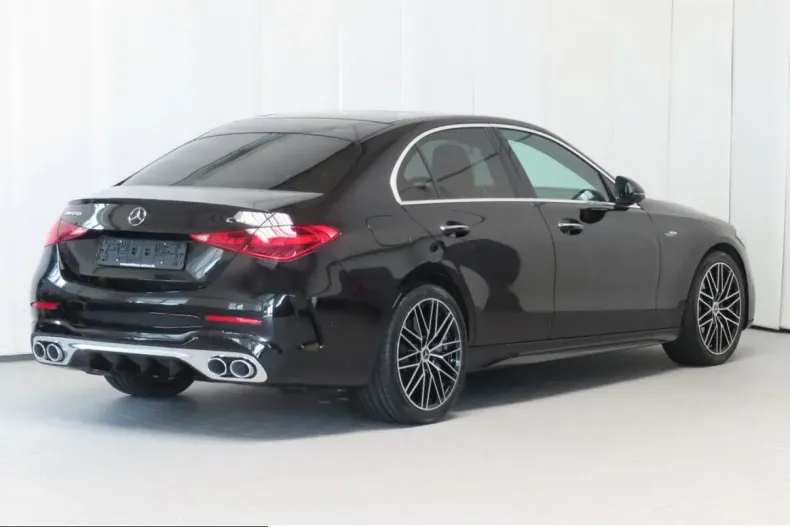 Mercedes-Benz C 43 AMG (Clasa C) din 2024 cu 10.820 km - oferta MER261038 - foto 4