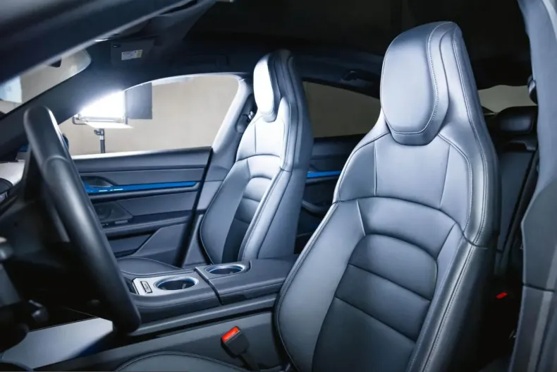 Porsche Taycan din 2023 cu 16.900 km - oferta POR261043 - foto 15
