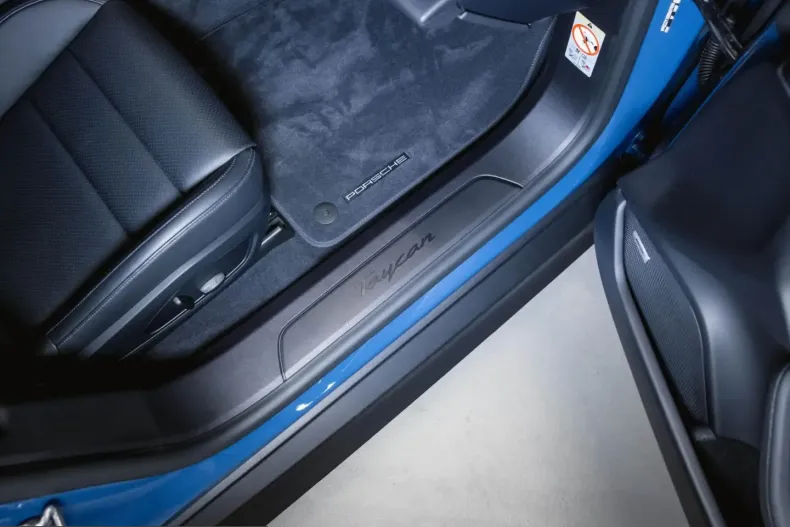 Porsche Taycan din 2023 cu 16.900 km - oferta POR261043 - foto 27