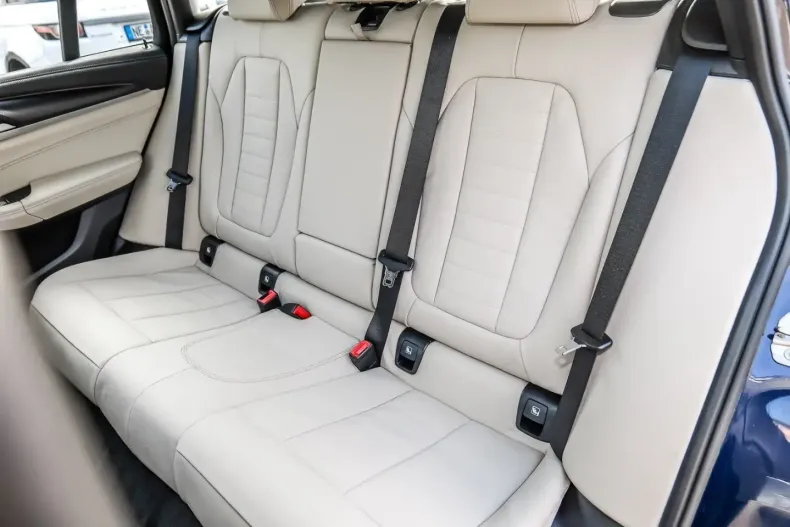 BMW X4 (Seria X) din 2023 cu 71.470 km - oferta BMW261044 - foto 17