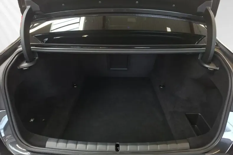 BMW 740 (Seria 7) din 2025 cu 34.750 km - oferta BMW261063 - foto 15
