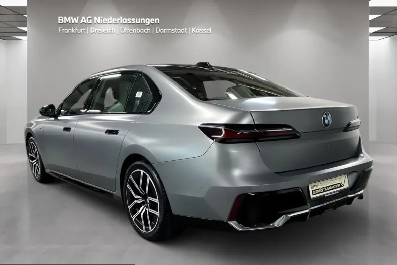 BMW 740 (Seria 7) din 2023 cu 47.804 km - oferta BMW261064 - foto 4