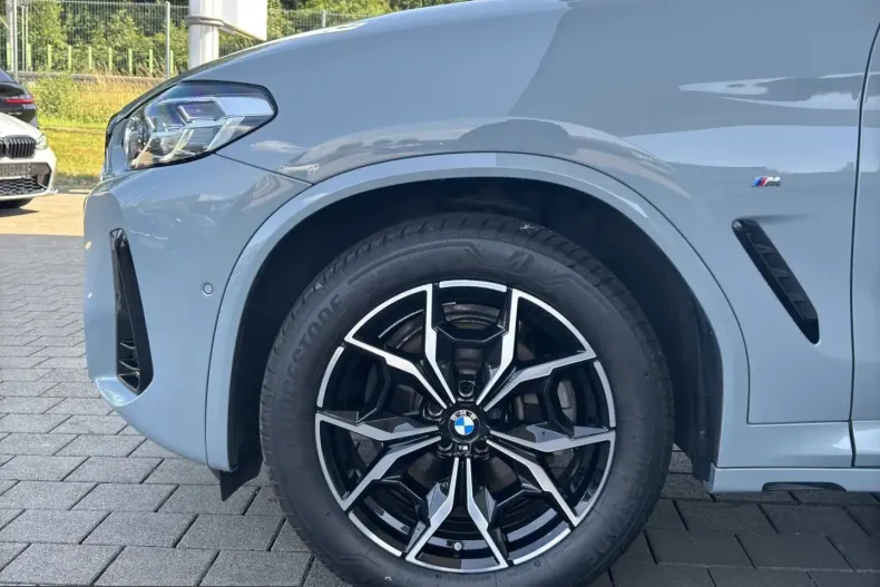 BMW X4 (Seria X) din 2025 cu 25.496 km - oferta BMW261075 - foto 4