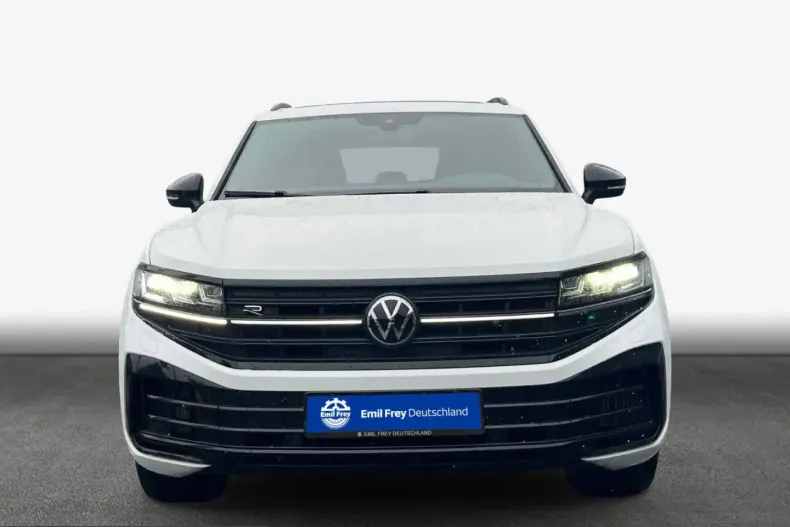 Volkswagen Touareg din 2024 cu 14.484 km - oferta VOL261076 - foto 1