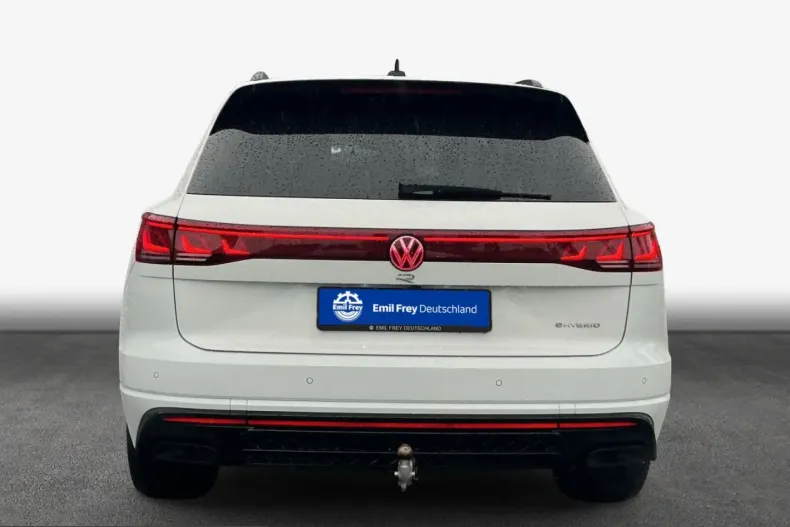 Volkswagen Touareg din 2024 cu 14.484 km - oferta VOL261076 - foto 4