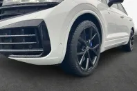 Volkswagen Touareg din 2024 cu 14.484 km - oferta VOL261076 - foto 5