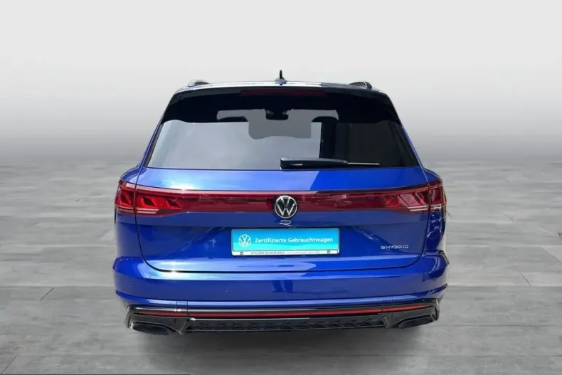 Volkswagen Touareg din 2024 cu 29.950 km - oferta VOL261078 - foto 4