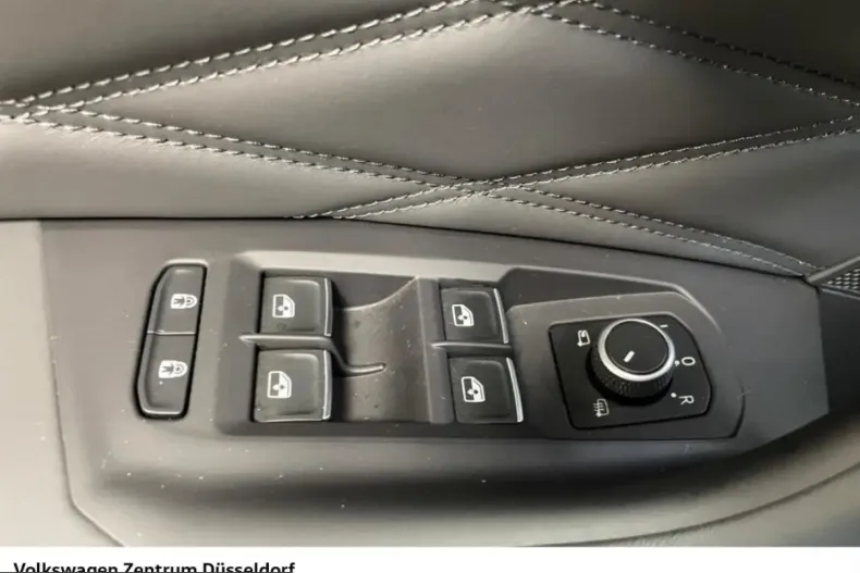 Volkswagen Touareg din 2025 cu 20.599 km - oferta VOL261079 - foto 10